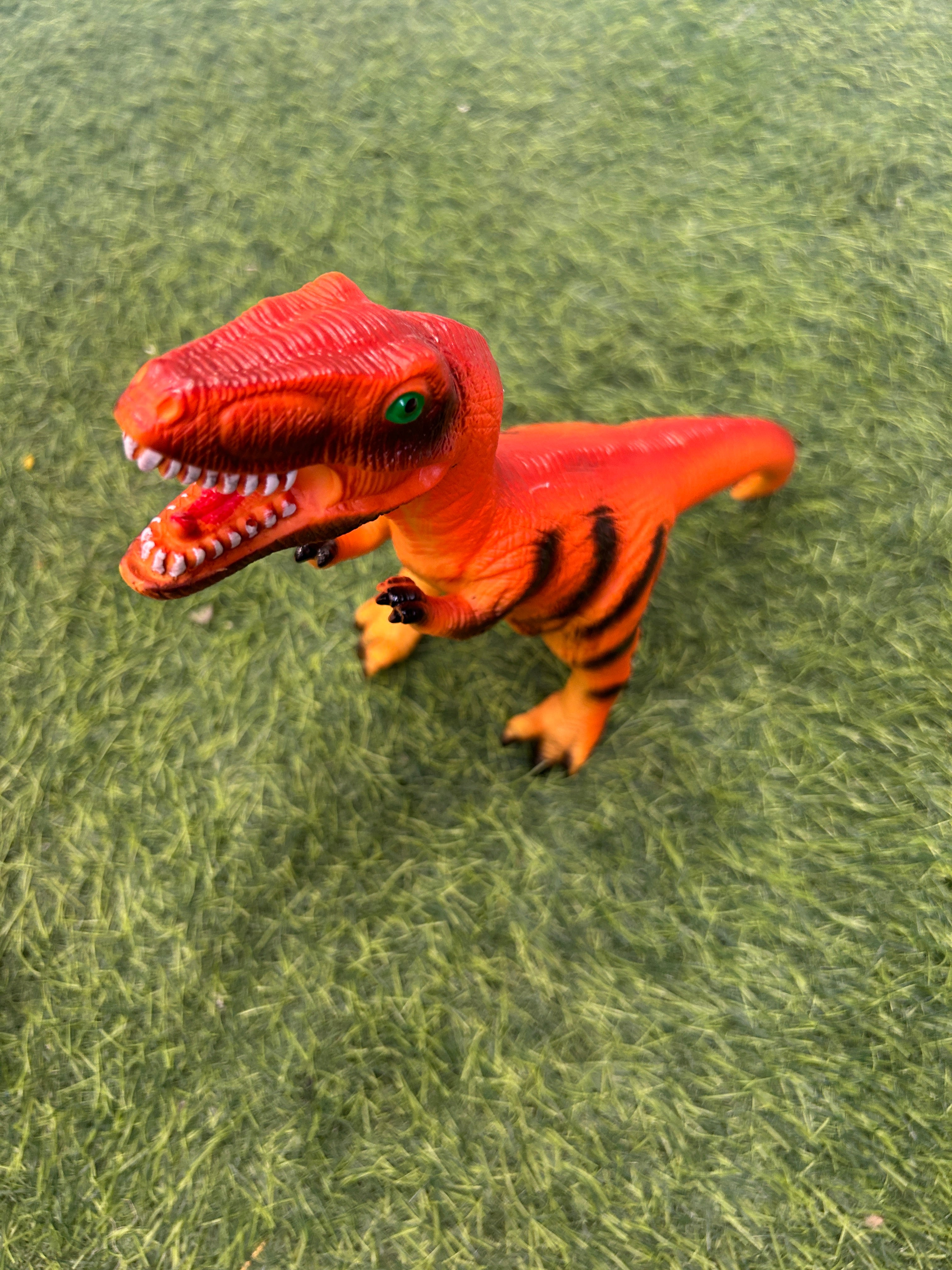 Orange Dinosaur 🦖