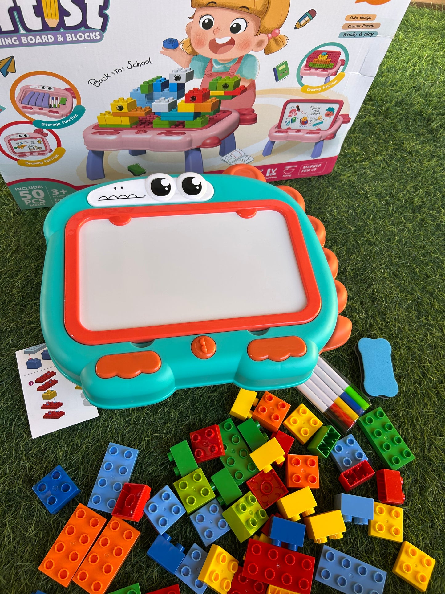 Artist Drawing Board & Blocks