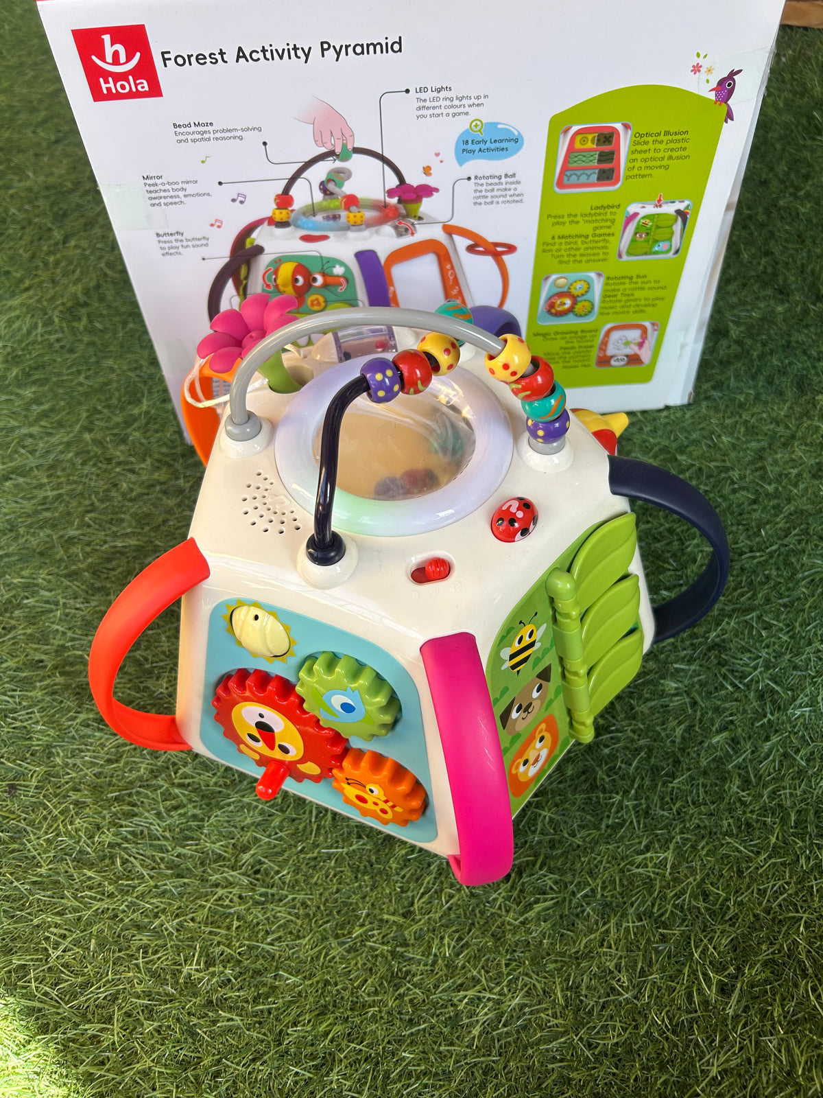 Activity Cube Hola